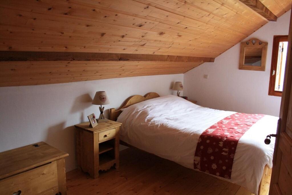 Les Marmottes De L'alpe Chalet *